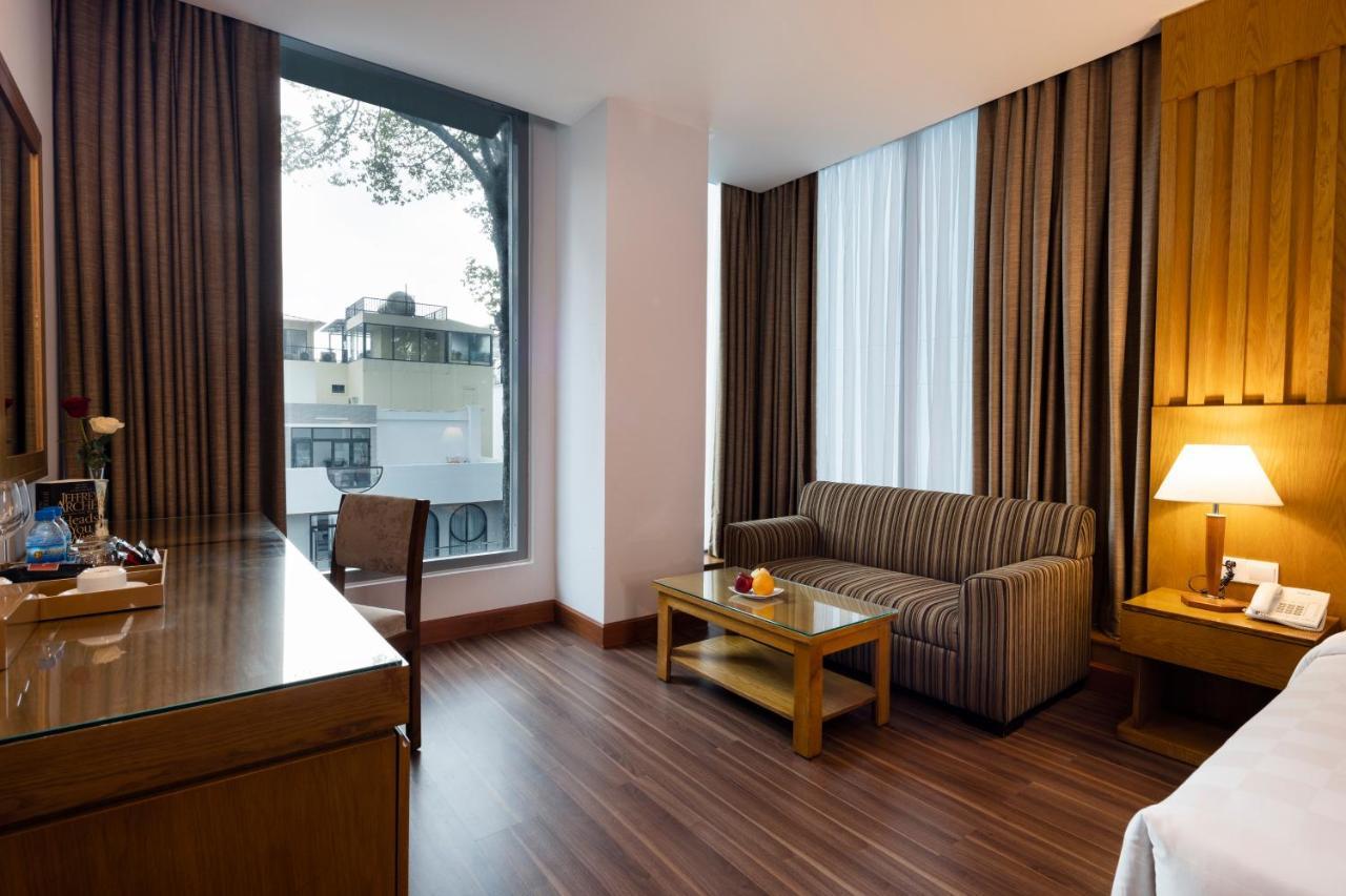 Eden Star Saigon Hotel Хошимін Екстер'єр фото