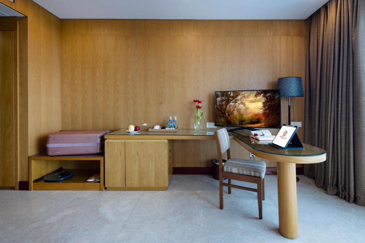 Eden Star Saigon Hotel Хошимін Екстер'єр фото