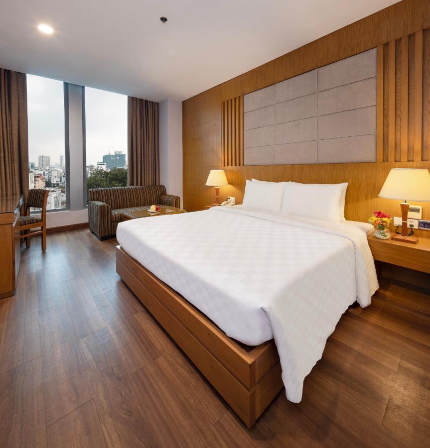 Eden Star Saigon Hotel Хошимін Екстер'єр фото