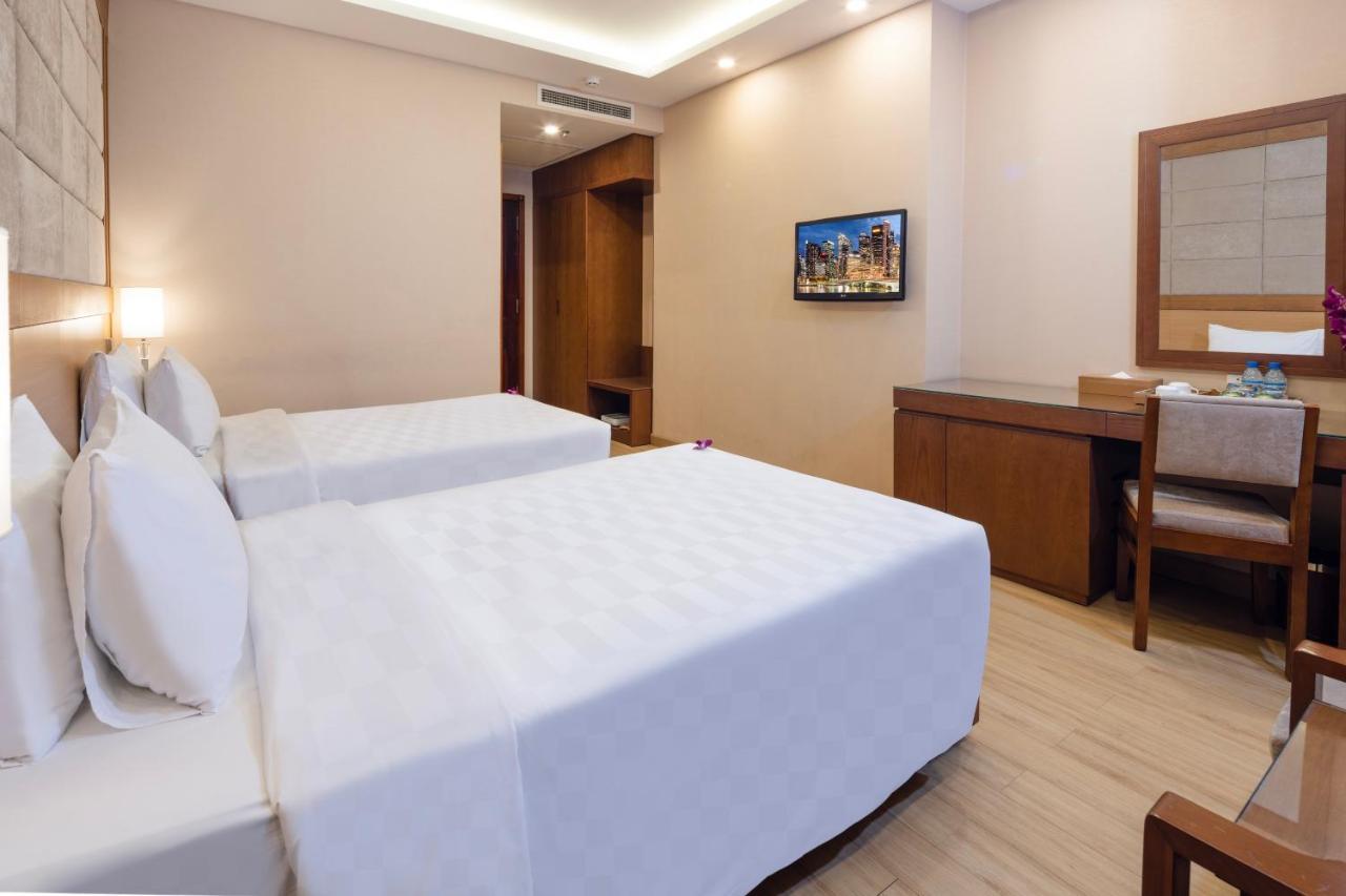 Eden Star Saigon Hotel Хошимін Екстер'єр фото
