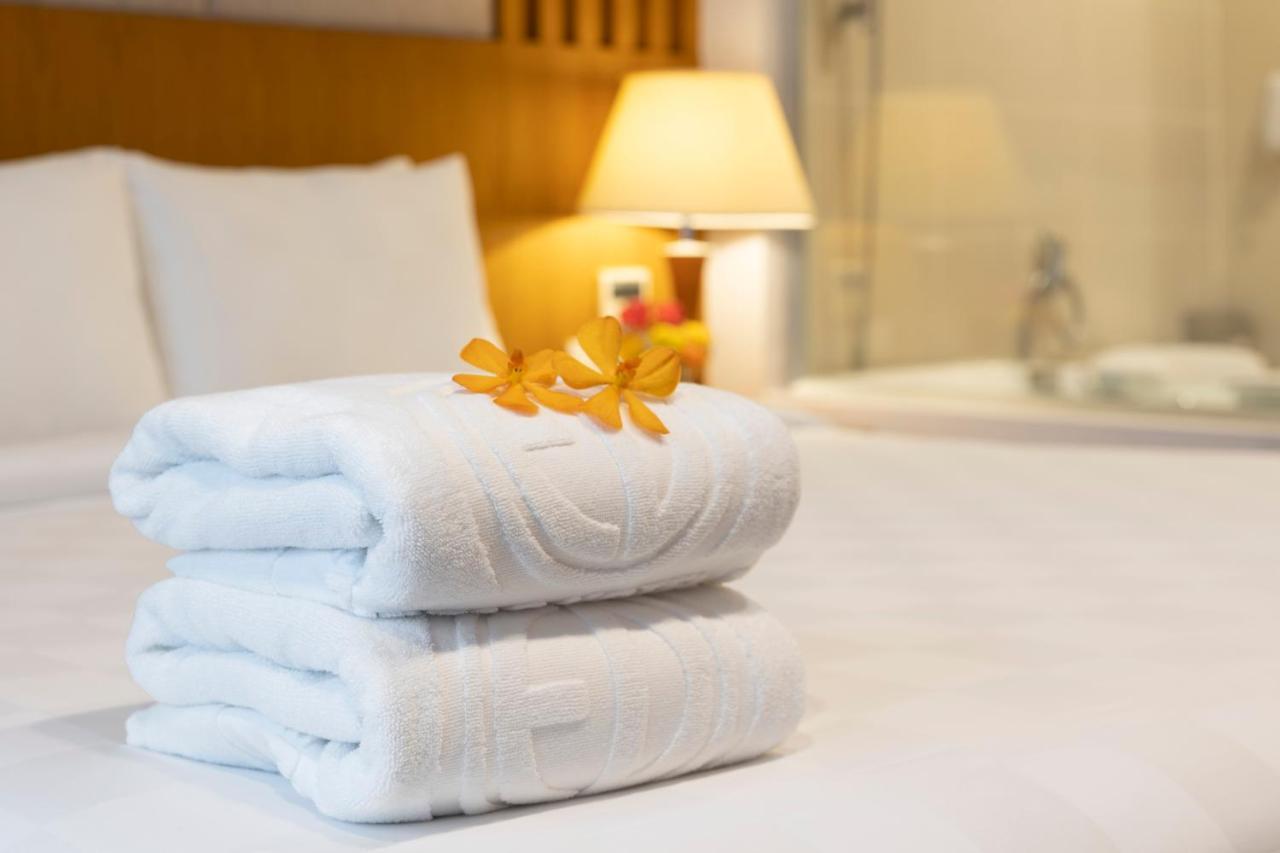 Eden Star Saigon Hotel Хошимін Екстер'єр фото