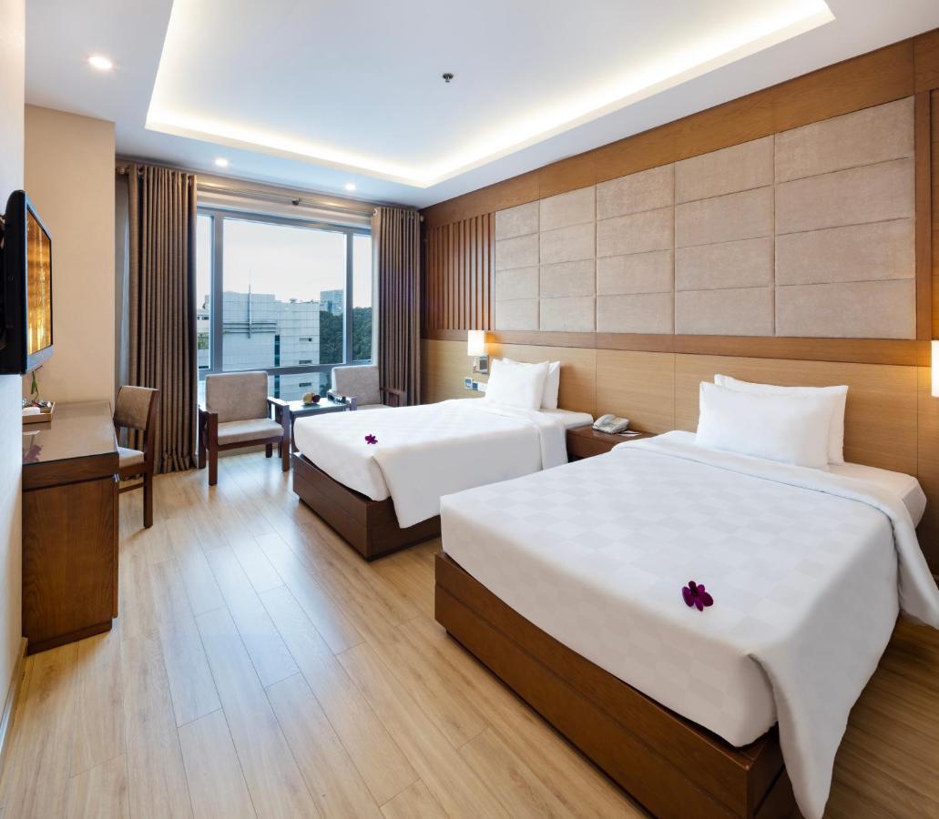 Eden Star Saigon Hotel Хошимін Екстер'єр фото